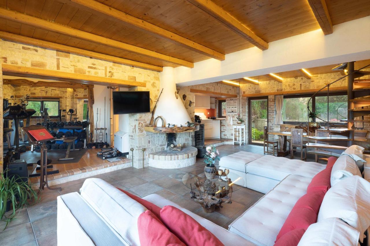 Villa Madera By Corfuescapes Kompitsion Exterior photo